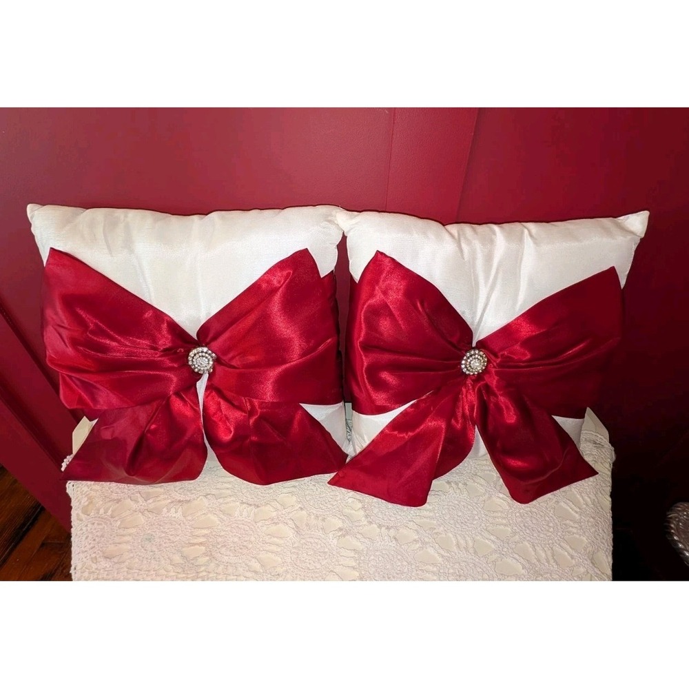 Set Of 2 Pier 1 Throw Pillows White With Red Bow Rhinestones 15"